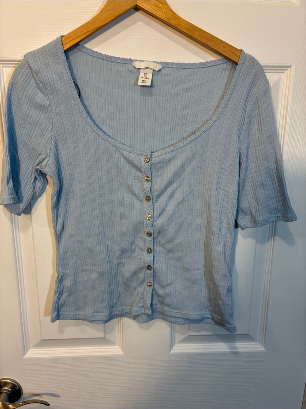 H&M Light Blue Ribbed Scoop-Neck Button Front Tee